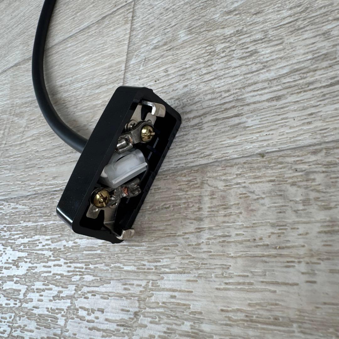 ボーコンセプト　BoConcept　パインコーン ペンダントランプ　②