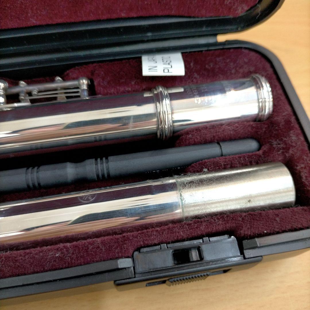 ヤマハ YFL-221 新品展示品 銀メッキ フルート本体 ケース付き