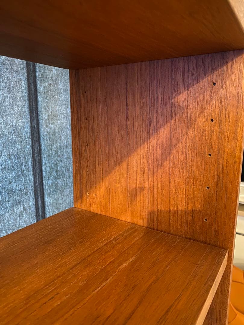 北欧ヴィンテージ家具 木製キャビネット チーク材 スウェーデン