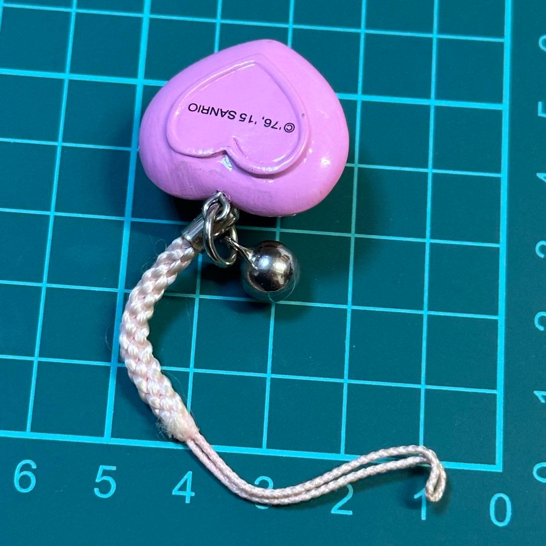 プ*ル様 サンリオ　ユニバーサルスタジオ　USJ ハローキティ　ストラップ　根付