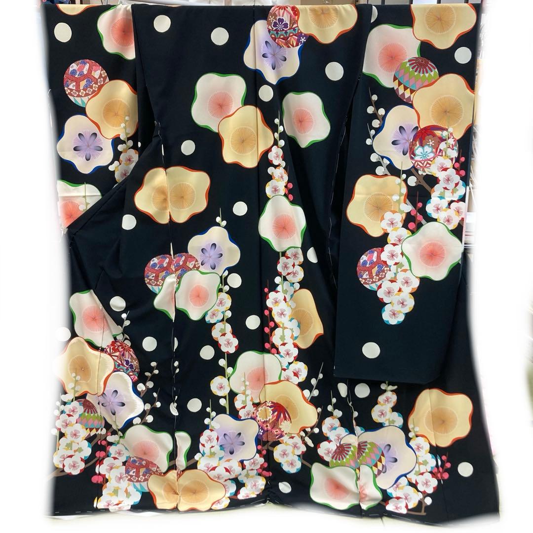 ☆新品未使用☆化繊　未仕立て　リメイク　黒系花模様振袖