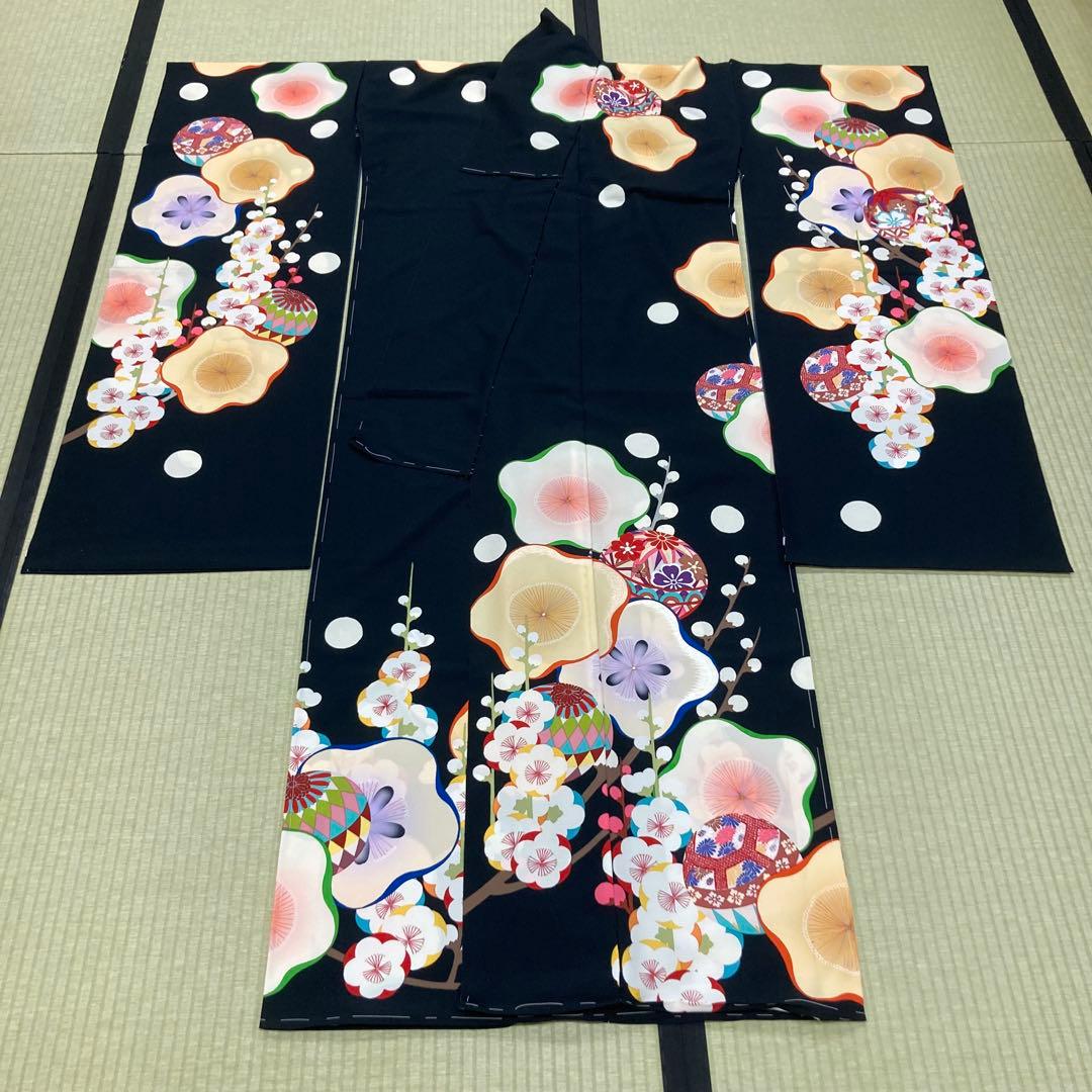 ☆新品未使用☆化繊　未仕立て　リメイク　黒系花模様振袖