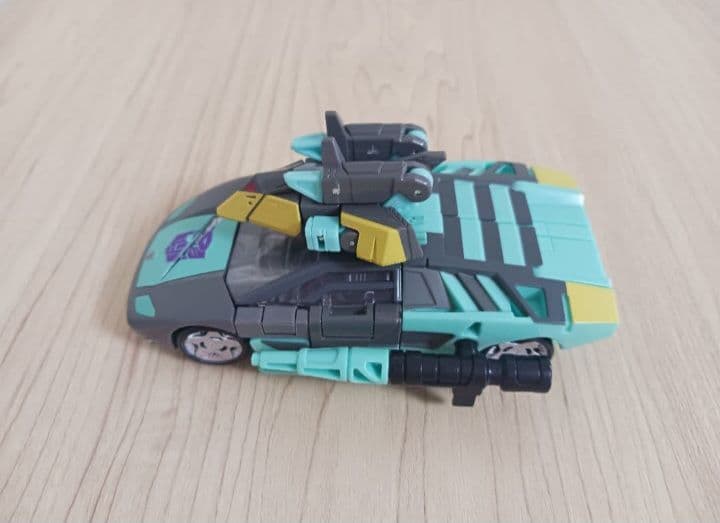 トランスフォーマー シャッタードグラス サイドスワイプ