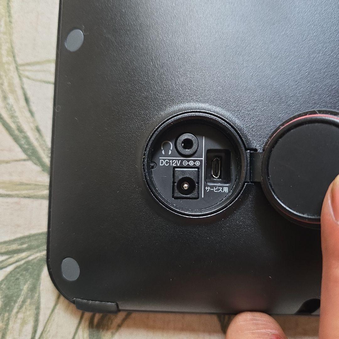 【美品】シャープ ポータブル液晶テレビ アクオス 12V型 2T-C12AF