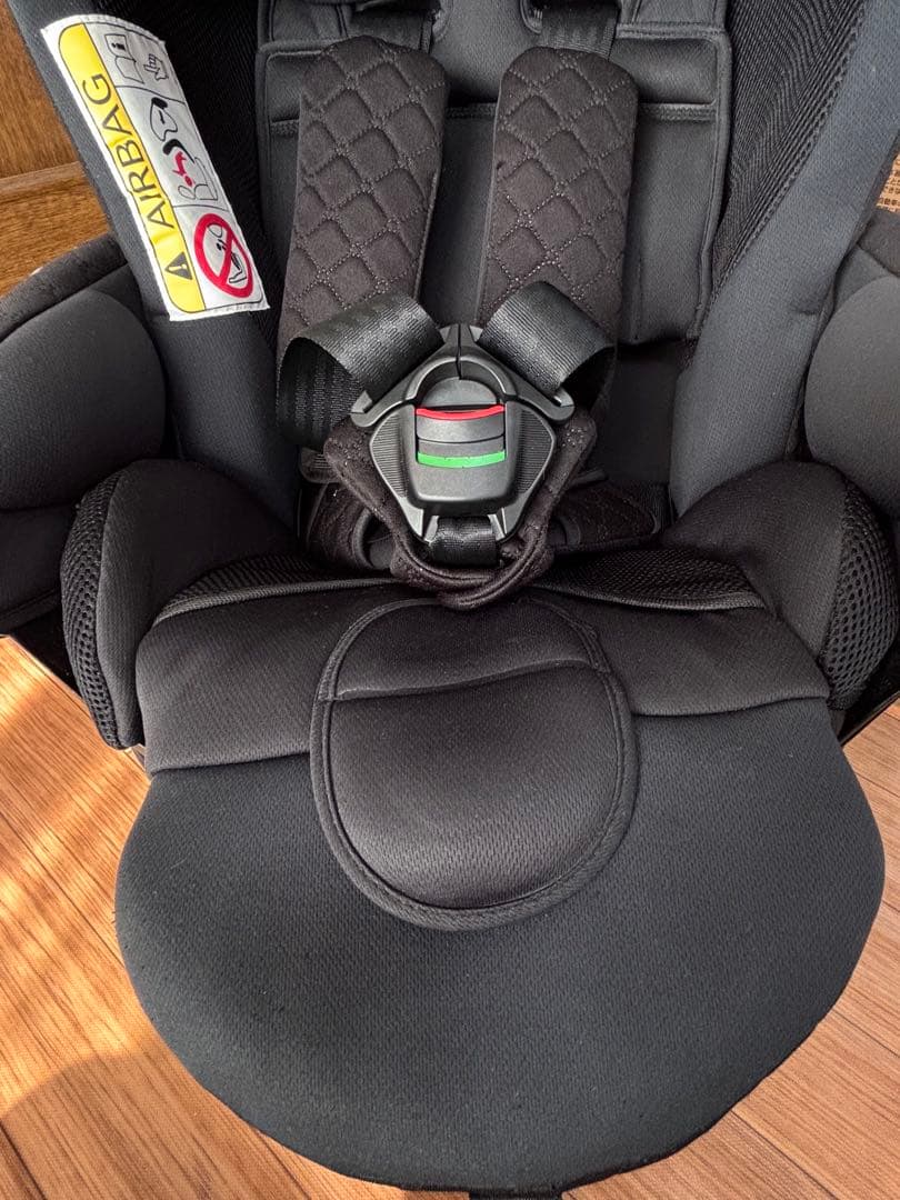Aprica ISOFIX 新生児　回転式チャイルドシート フラディア グロウ