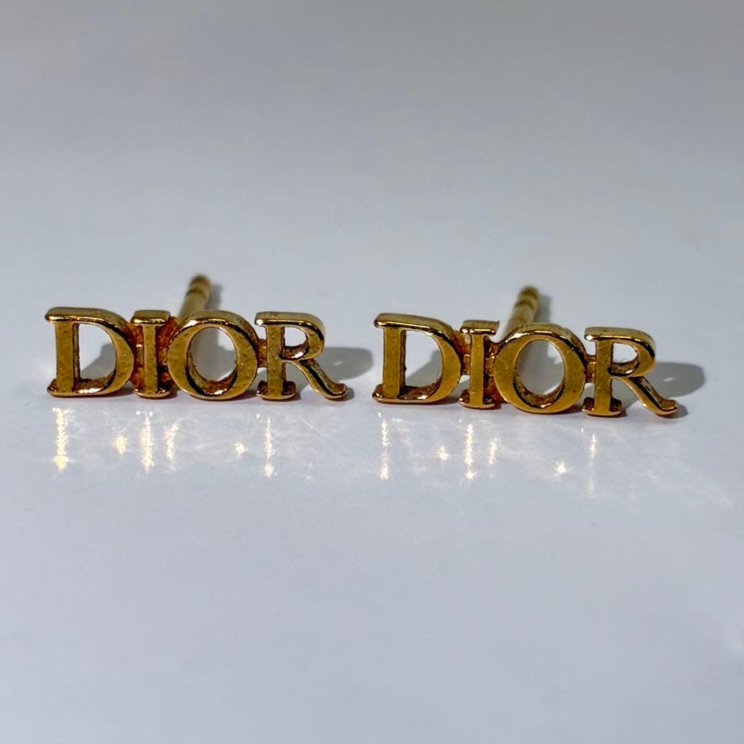 スイカ様▲ディオール　DIOR　ピアス　1点