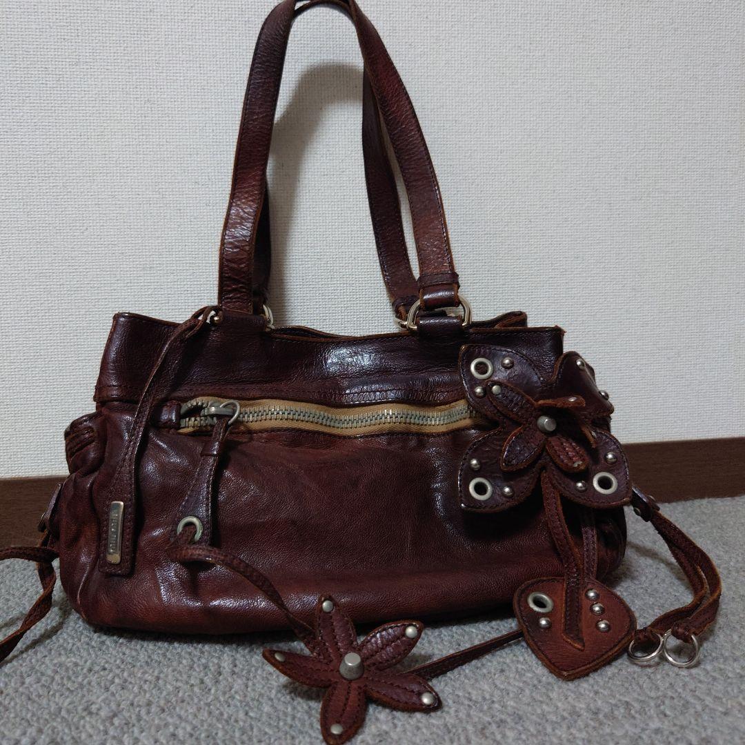 レア品☆miu miu☆ブラウンレザー ショルダーバッグ　フラワーチャーム