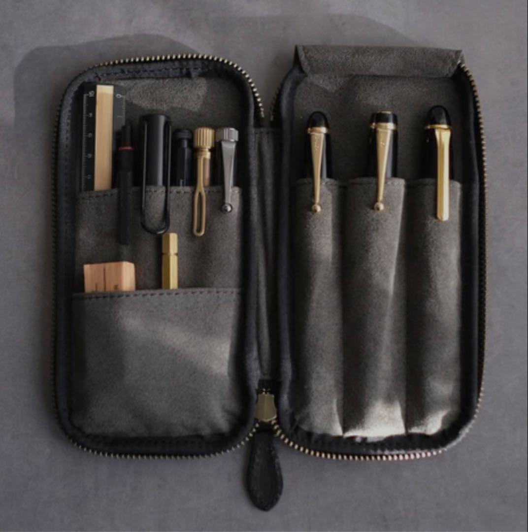 未使用品 &Liebe ジップペンケース ブラック　アンドリーベ