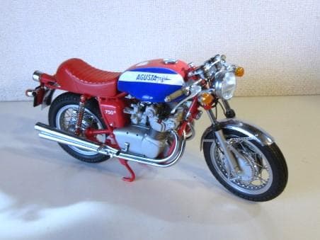 特価 MINICHAMPS (1/12) ＭＶ アグスタ 750S