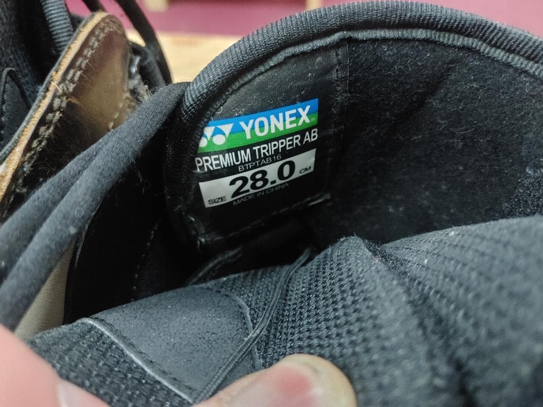 28 Yonex Premium Tripper AB ヨネックス
