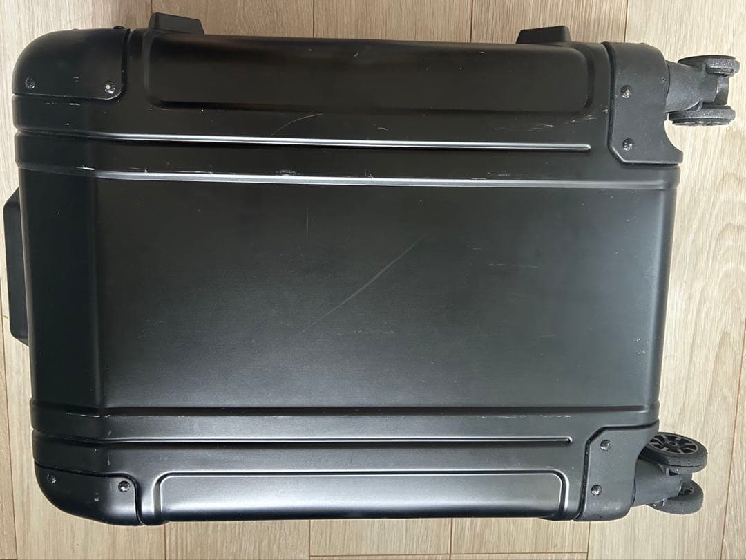 ゼロハリバートン　スーツケース　機内持ち込み　アルミ　31L 19inch