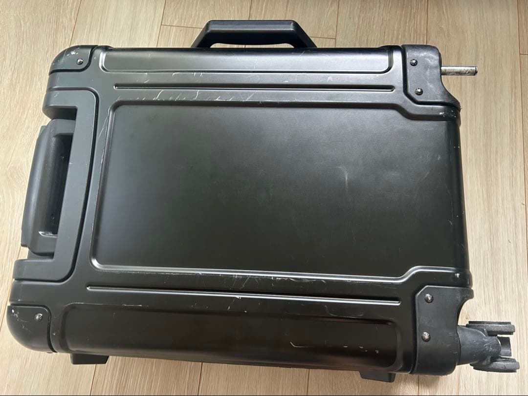 ゼロハリバートン　スーツケース　機内持ち込み　アルミ　31L 19inch