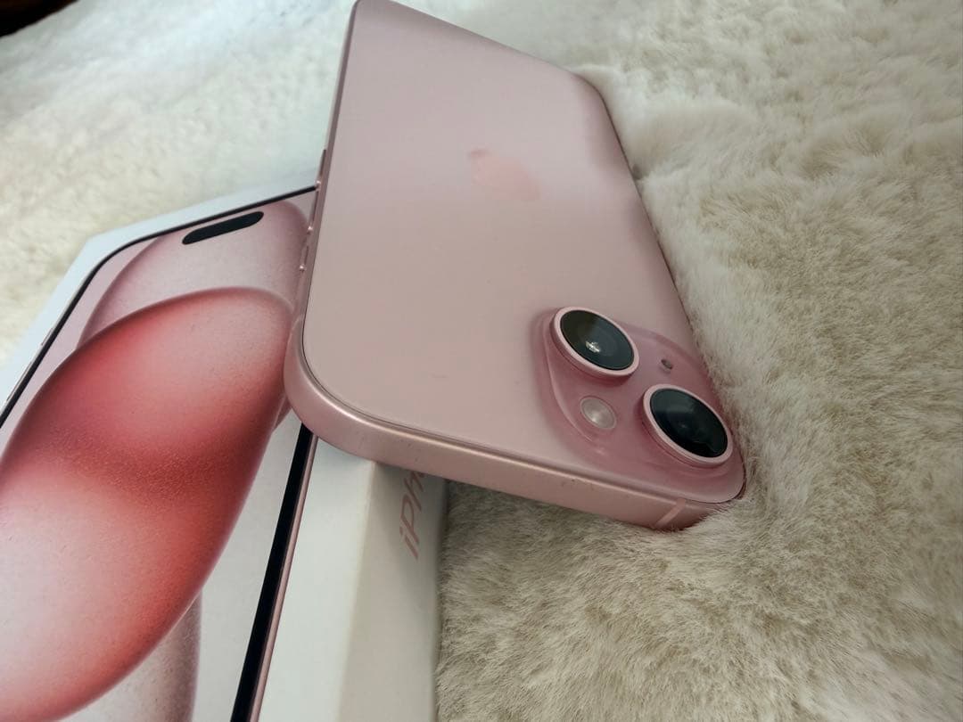 Apple iPhone 15 ピンク本体 SIMフリー　256GB