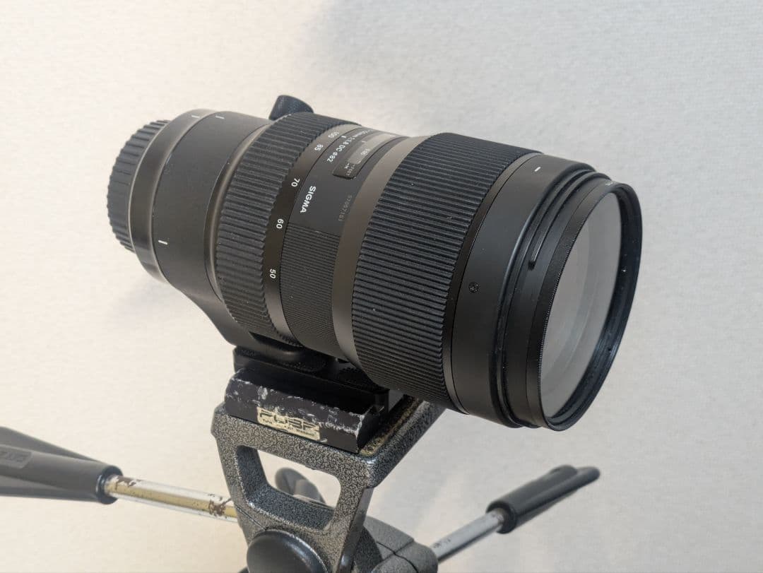 SIGMA 50-100mm F1.8 DC ズームレンズ　EFマウント