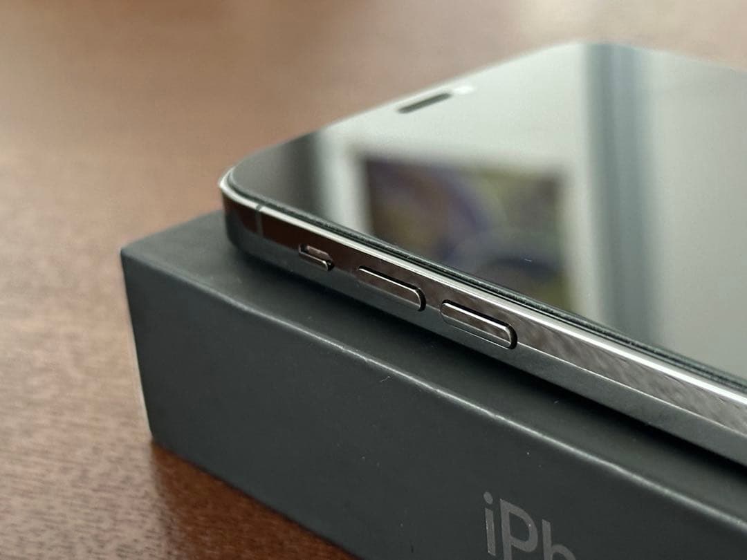 iPhone 12 pro 128GB SIMフリー