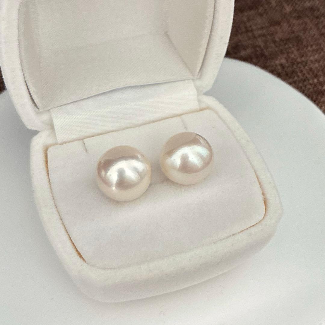 南洋白蝶真珠ピアス新品未使用ケース付き