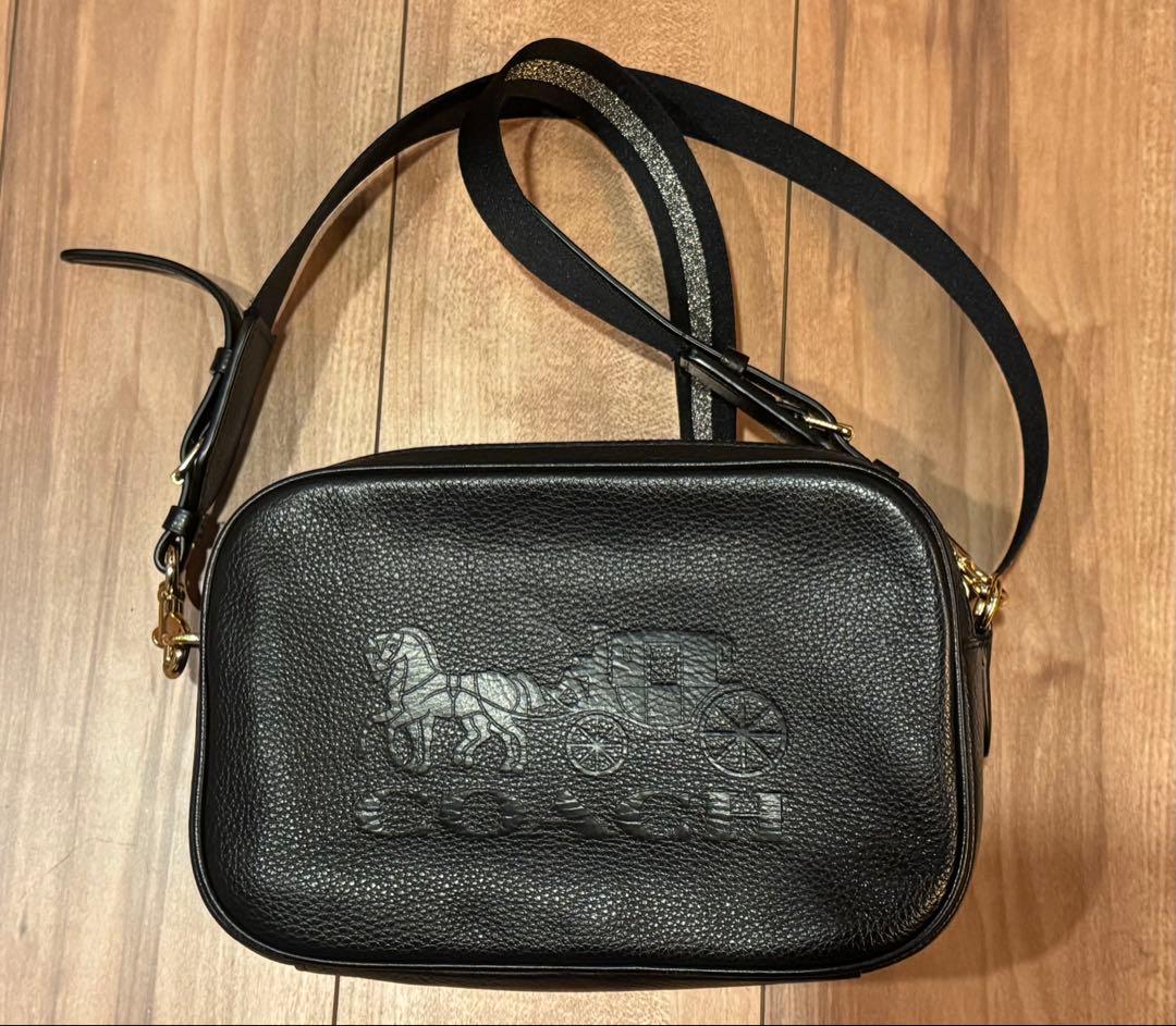 正規品 COACH (コーチ) レザーショルダーバッグ ブラック ゴールド