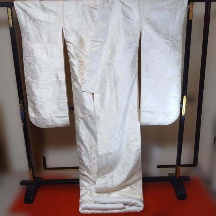 白無垢 打ち掛け御所車に草花Y