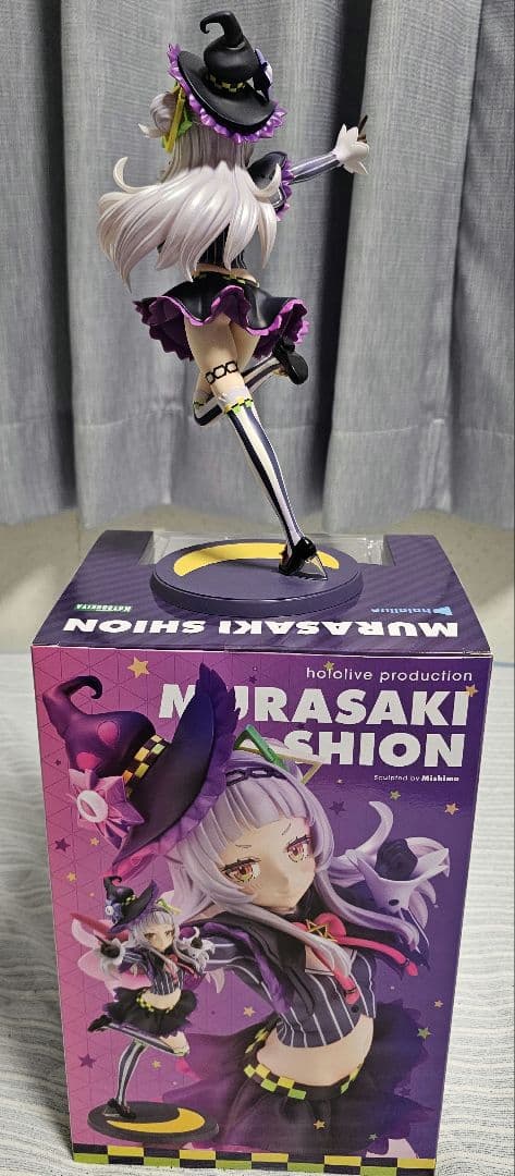 紫咲シオン　1/7スケールフィギュア