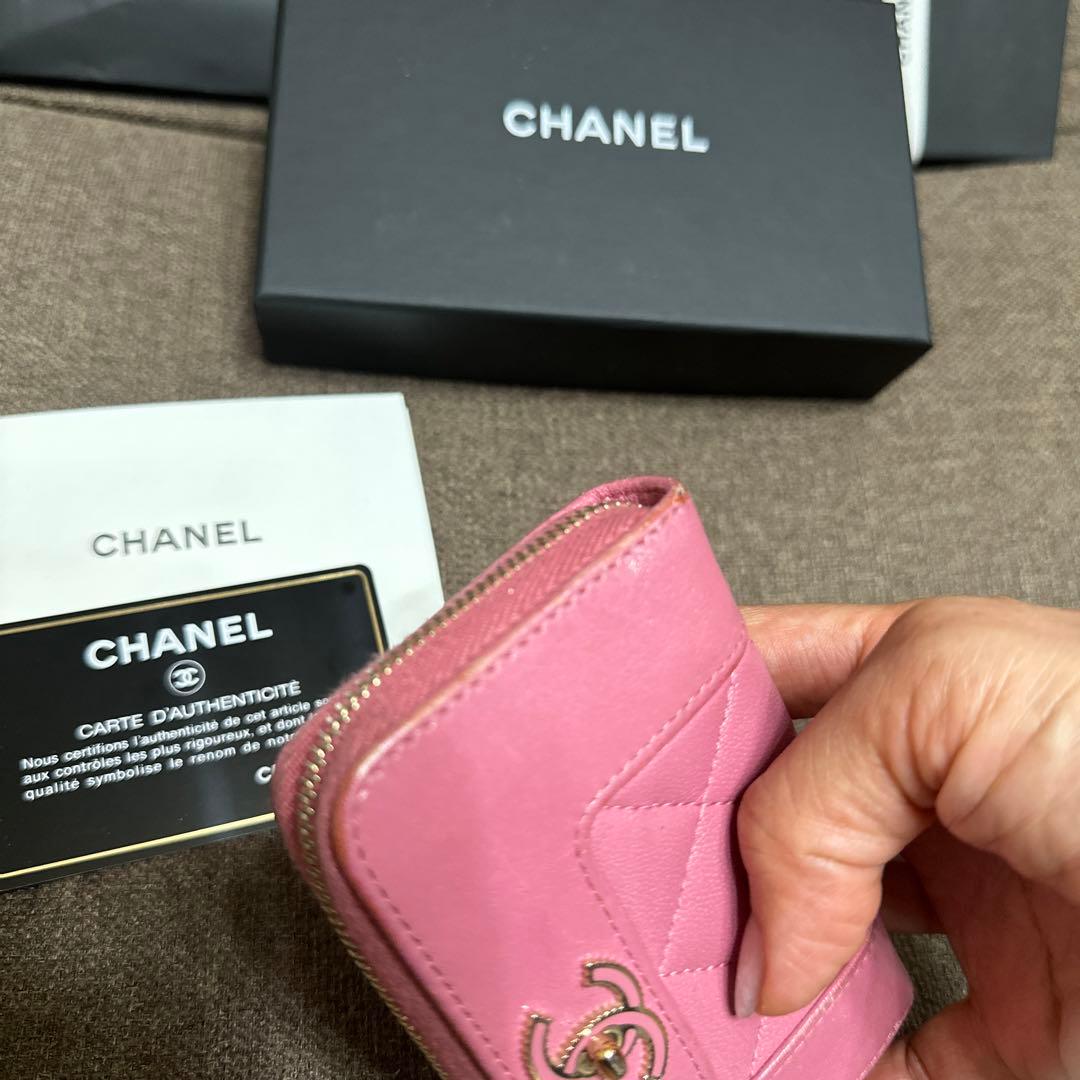 Sauki ！美品CHANEL 小銭いれ