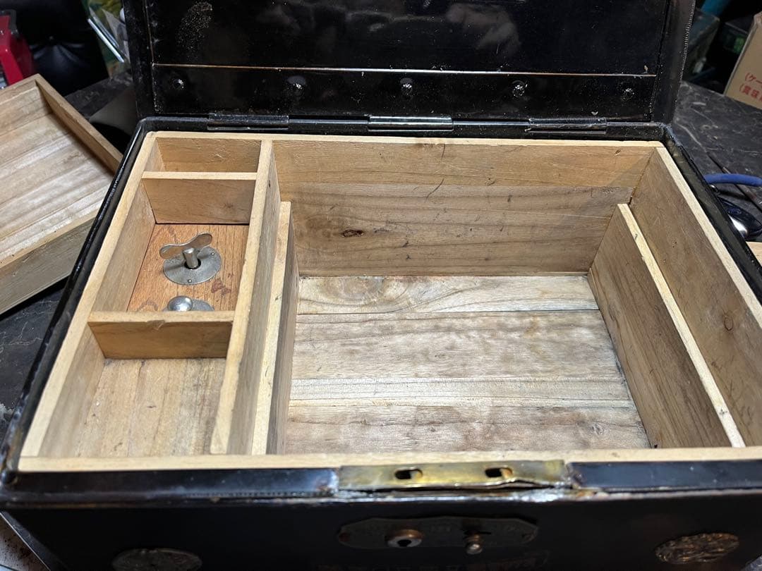 レトロ手提げ金庫、アンティーク手提げ金庫、甲子式手提金庫、KASAI金庫、甲子式