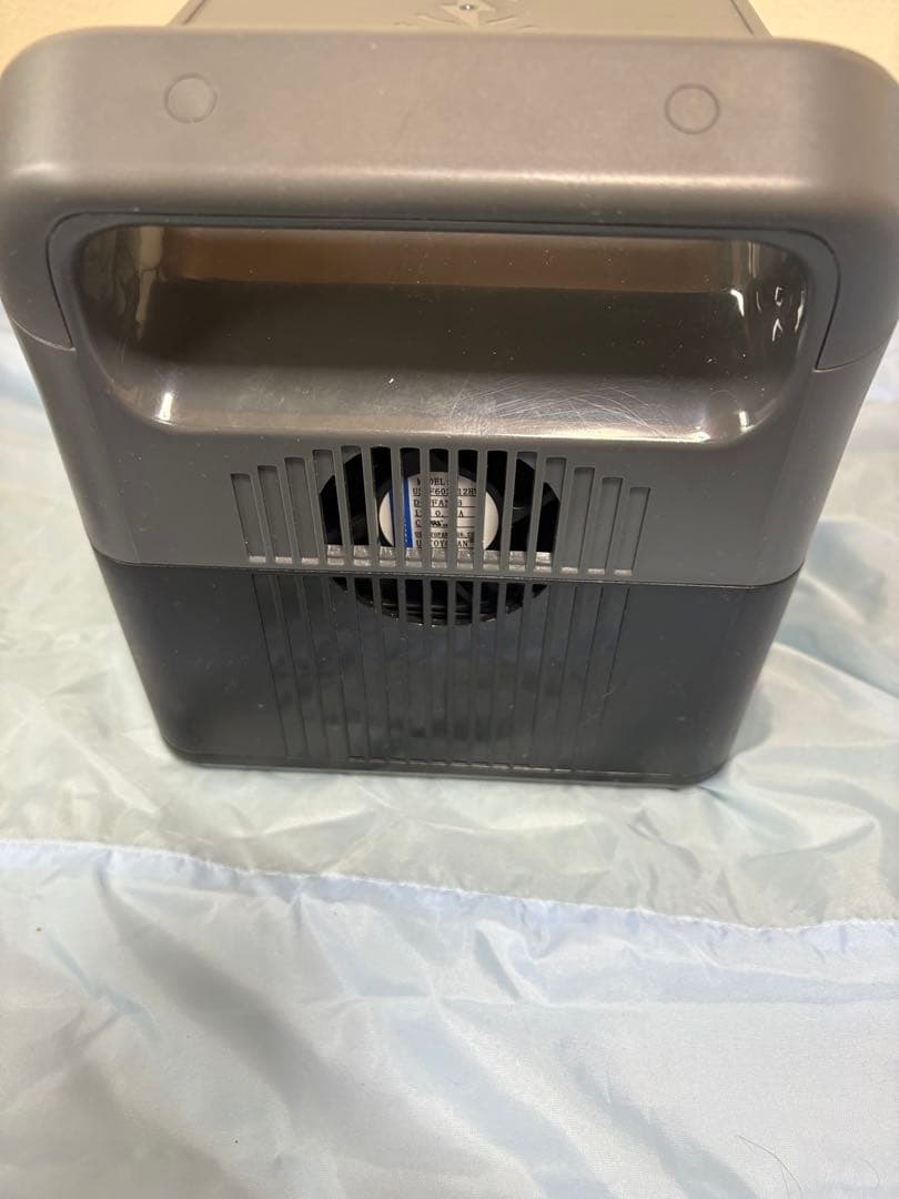 ガチ　ポータブル電源 700W E7 POWERSTATION 中古 綺麗