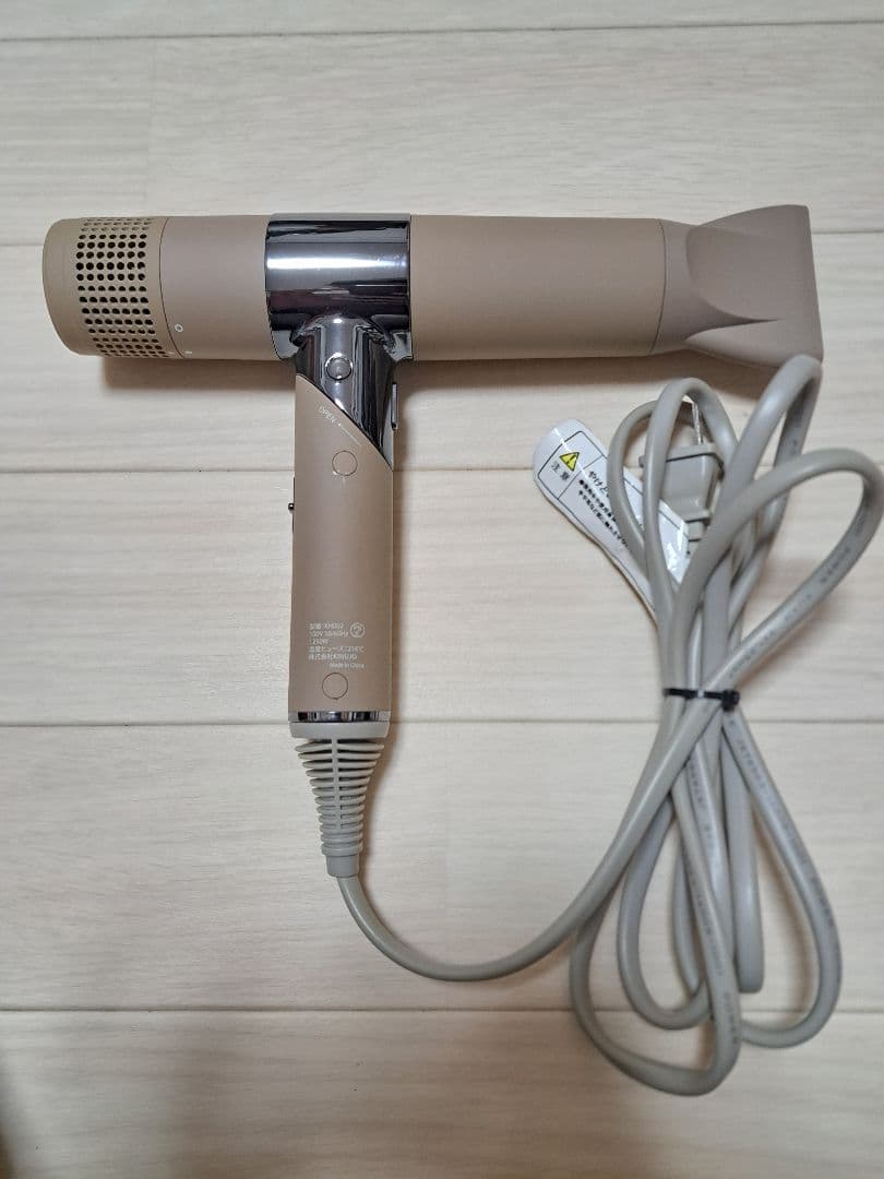 キヌージョ ドライヤー 絹女 モカ