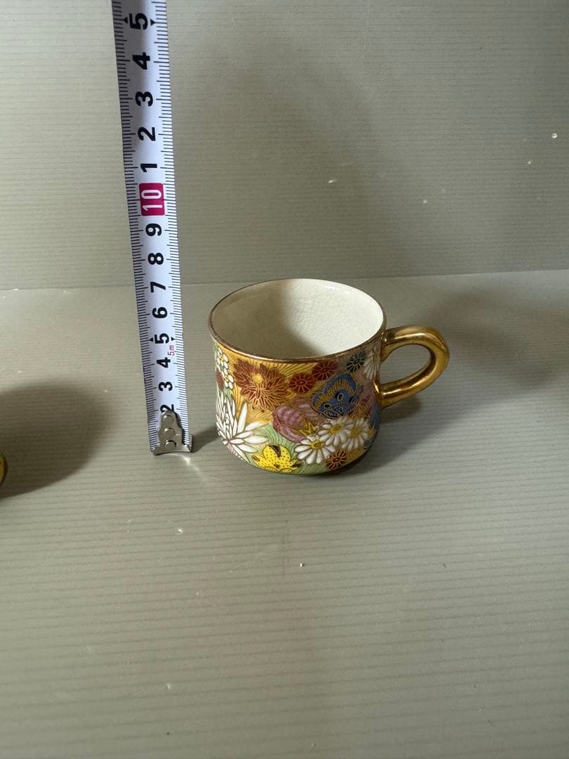 2460 九谷焼 章山 カップ　6客 金彩 花詰