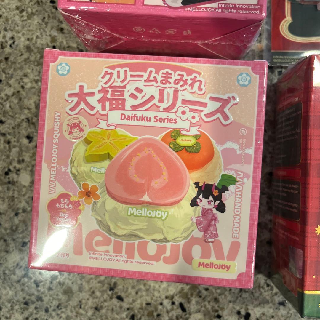 未開封 mellojoy メロジョイ 大福　スクイーズ　メロークリスマス　猫爪