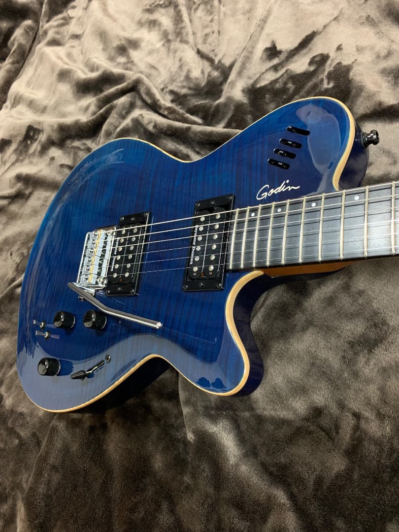 ギター GODIN LGXT Trans Blue Flame AAA SF