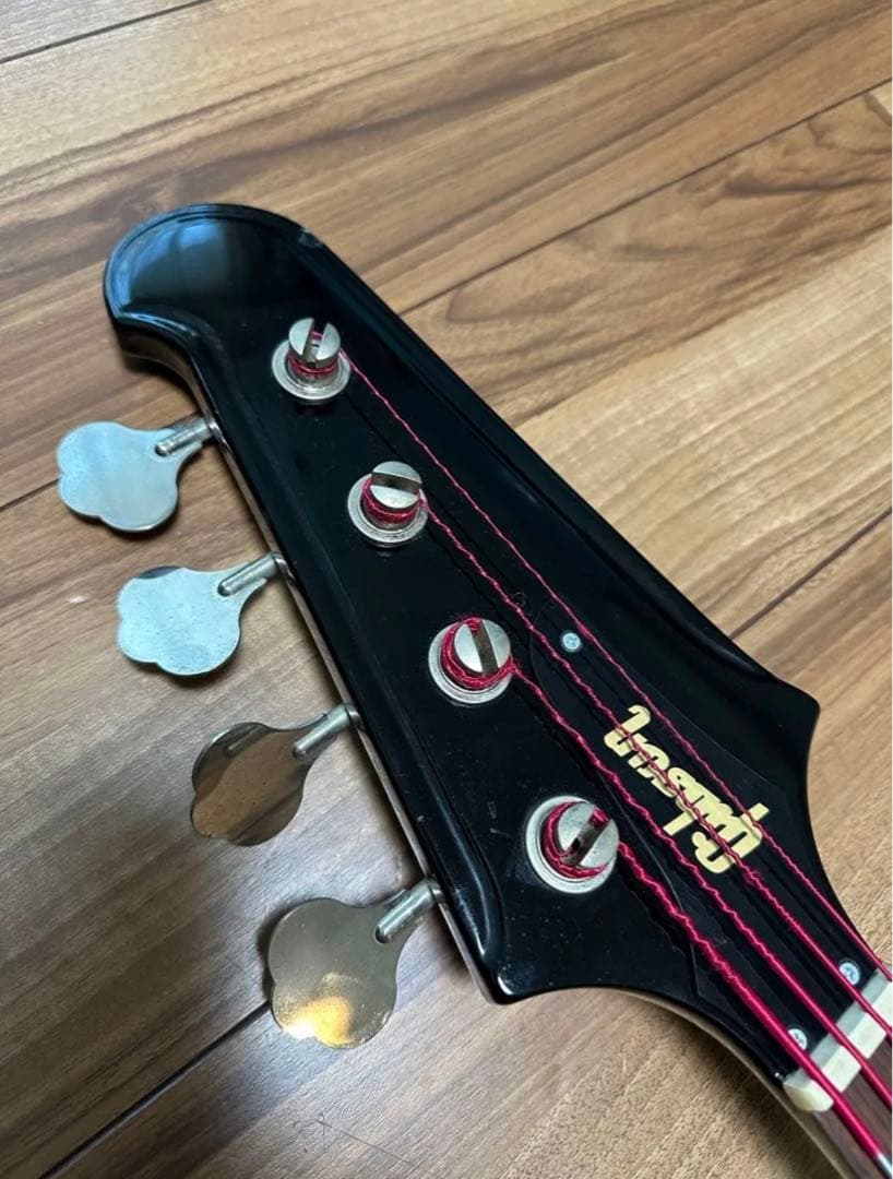 サンダーバード　ベース　ハードケース付き