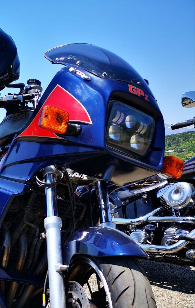 【ボルトオン　ワンオフ加工済】GPz750F LED　プロジェクターライト