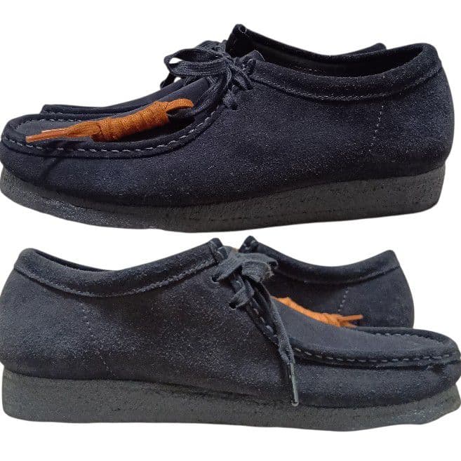 【美品】クラークス ワラビー 27.5cm チャーム付き ブラック スウェード