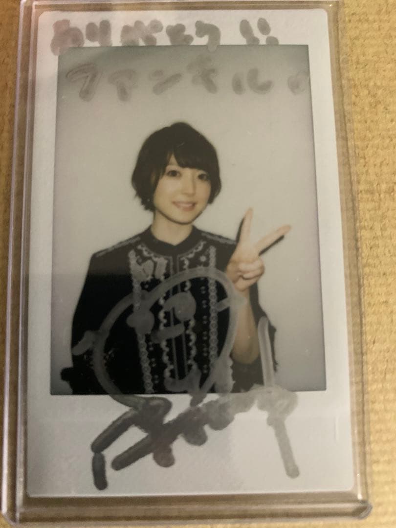 花澤香菜　直筆　サイン　チェキ　ブロマイド