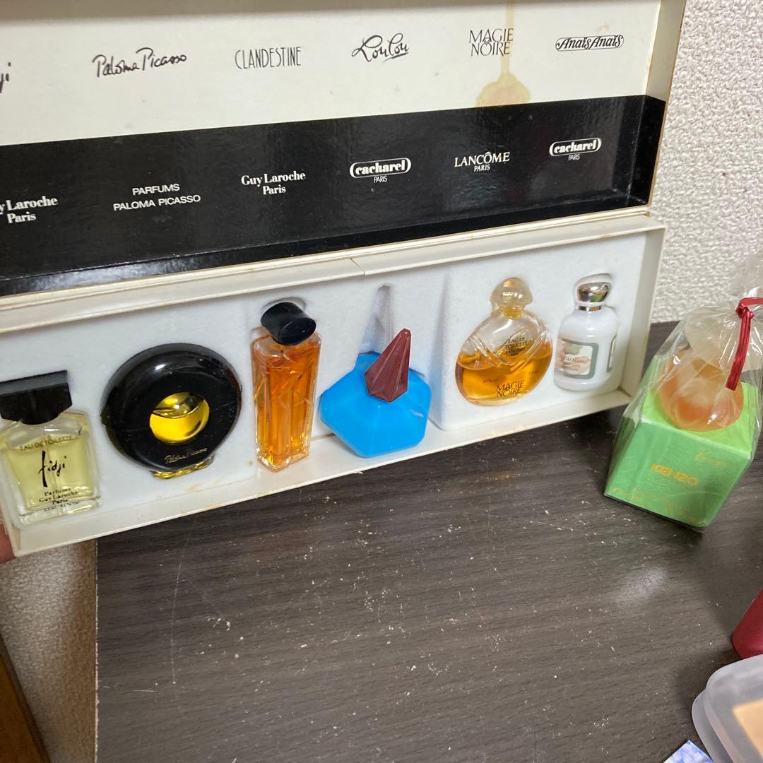 コスメ まとめ売り