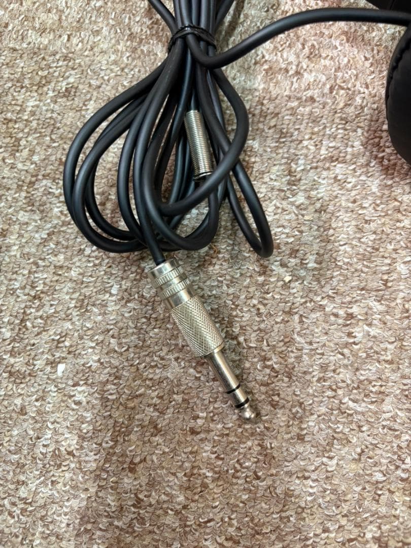 SONY 有線 密閉型スタジオモニターヘッドホン MDR-CD900ST