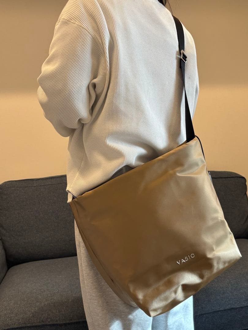 【美品】VASIC ヴァジック ナイロン ショルダーバッグ 保存袋付き