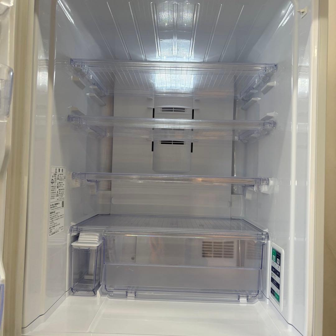 31　冷蔵庫　SHARP　大型　300-400ℓ　両開き　安い　設置無料　綺麗