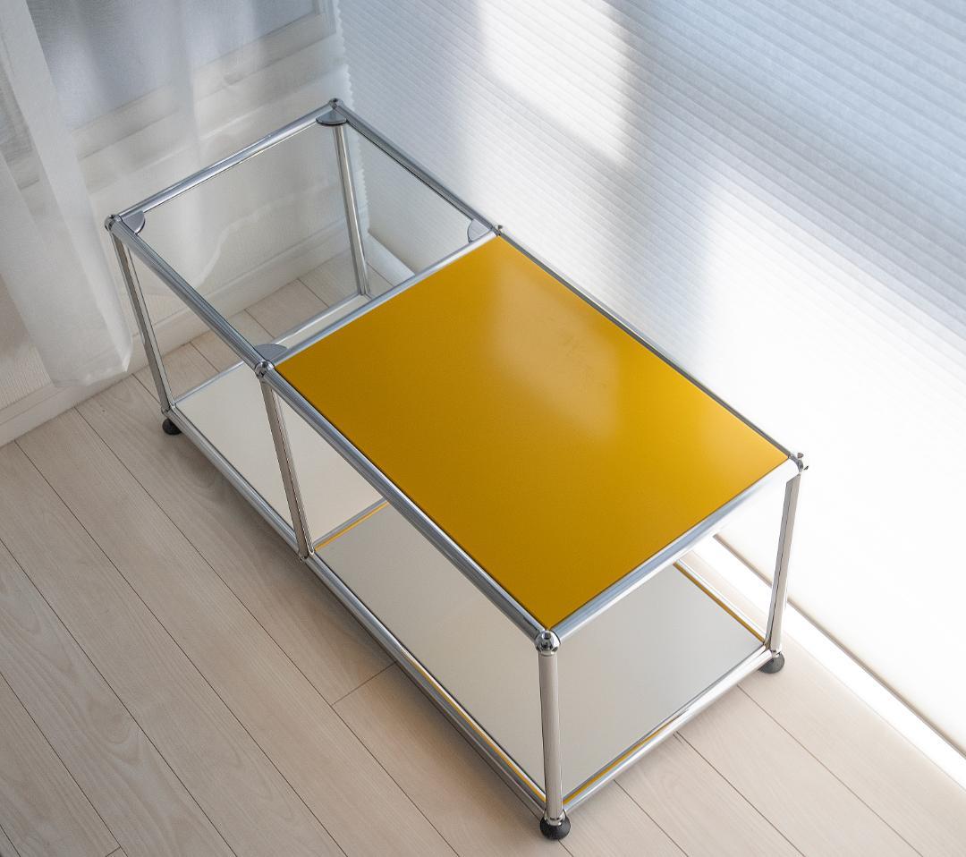 USMハラー イエロー天板のサイドテーブル