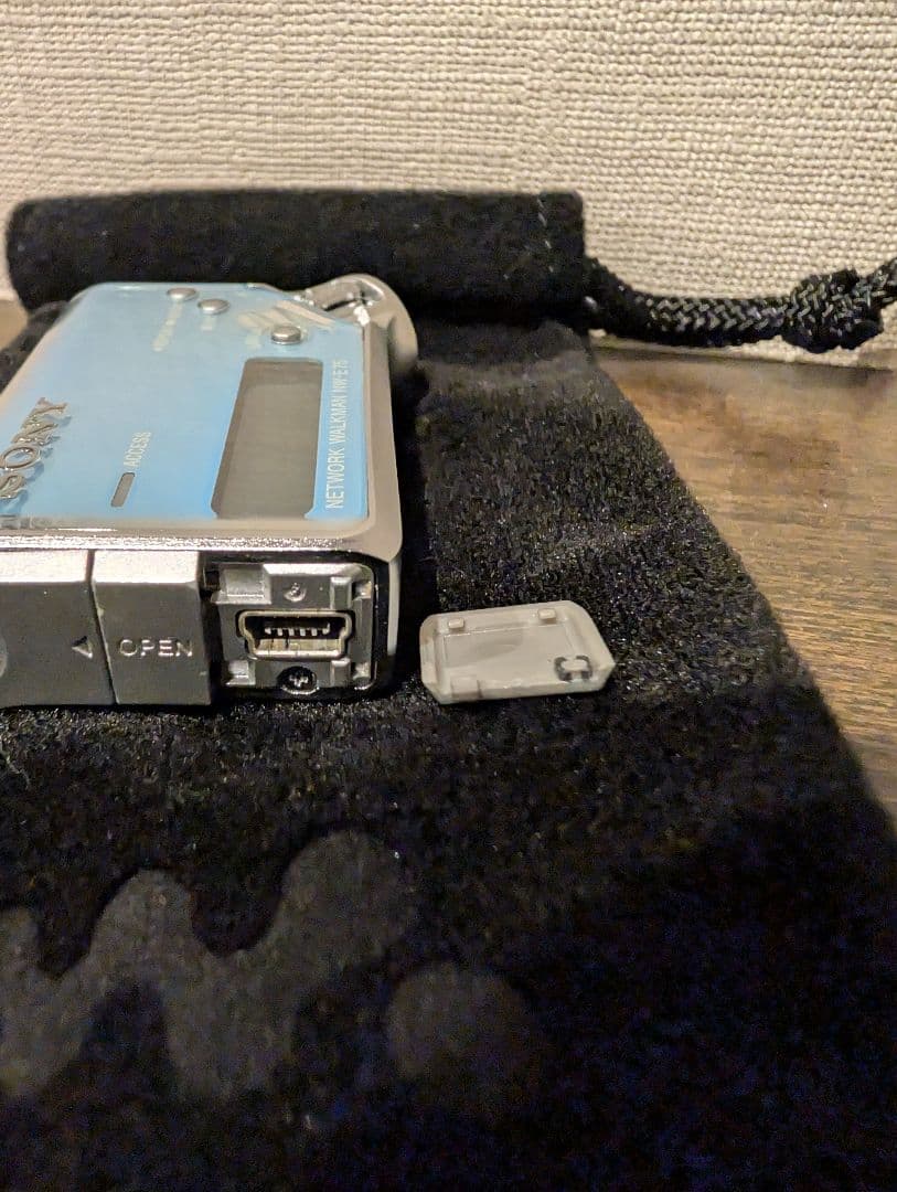 美品 付属品付 SONY ネットワーク ウォークマン NW-E75 ブルー