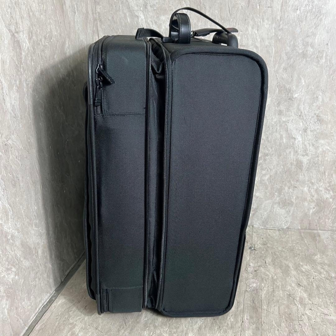 美品 TUMI 超大容量 大型 キャリーバッグ キャリーケース 約90L