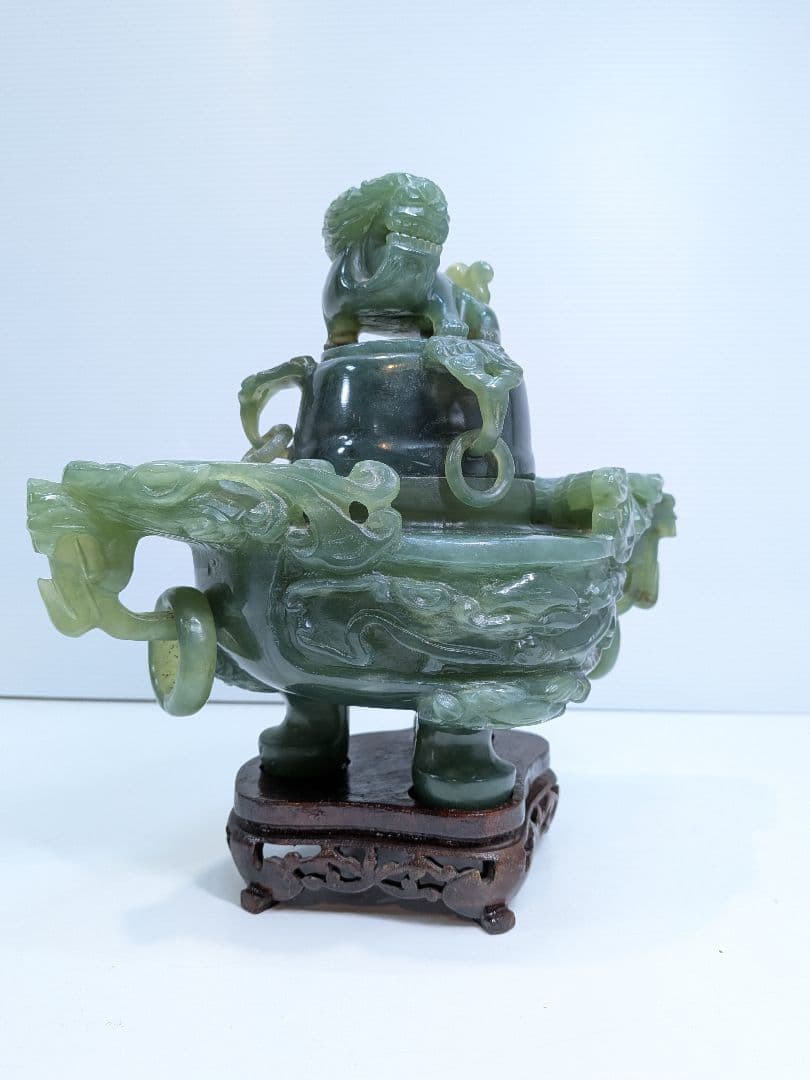 P013 中国美術 翡翠 玉石彫刻 龍彫 香炉 唐木台座付 高さ24cm 大振り