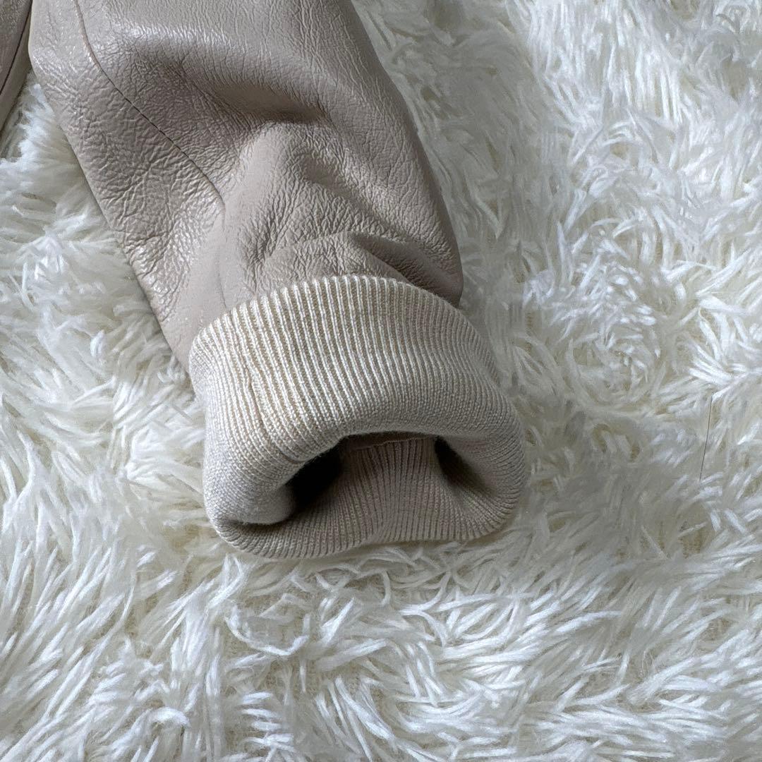 未使用級✨AVIREX アヴィレックス　フードシグネチャー　レザージャケット