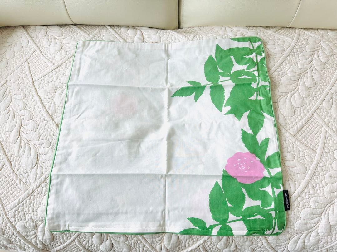 弥生☆①②枚おまとめ☆未使用品マリメッコ☆クッションカバーグリーン