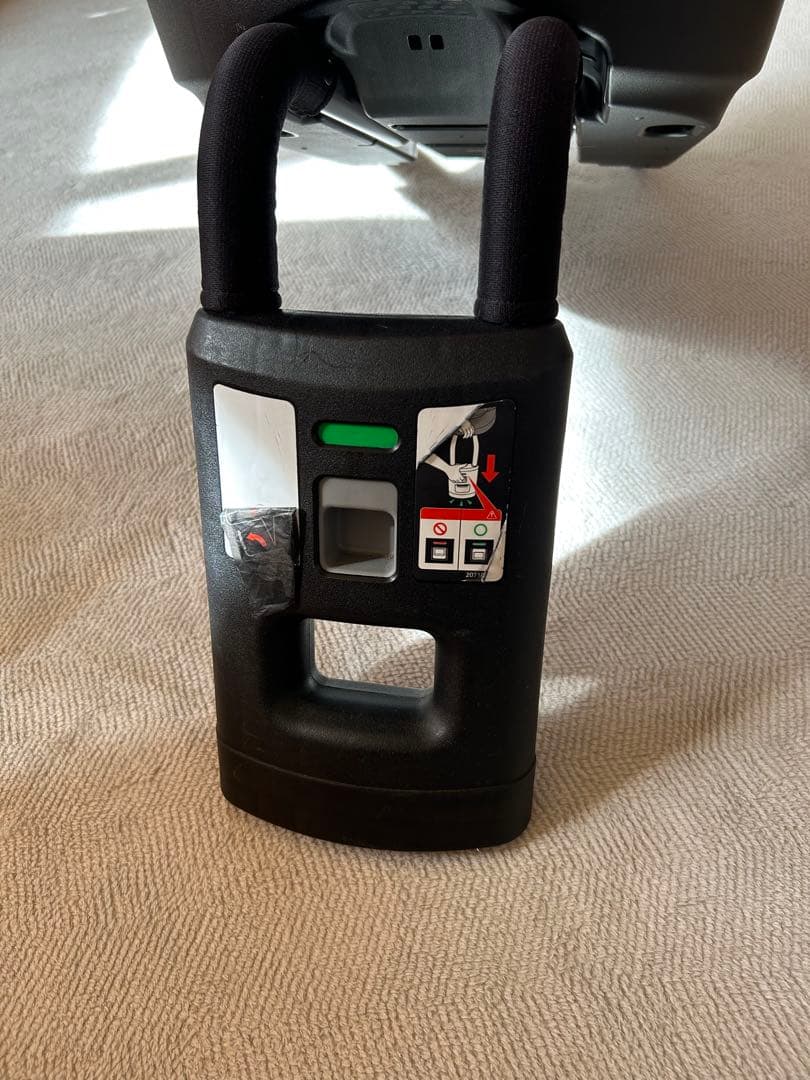 3連休限定値下げエールべべチャイルドシート ISOFIX クルット3iプレミアム