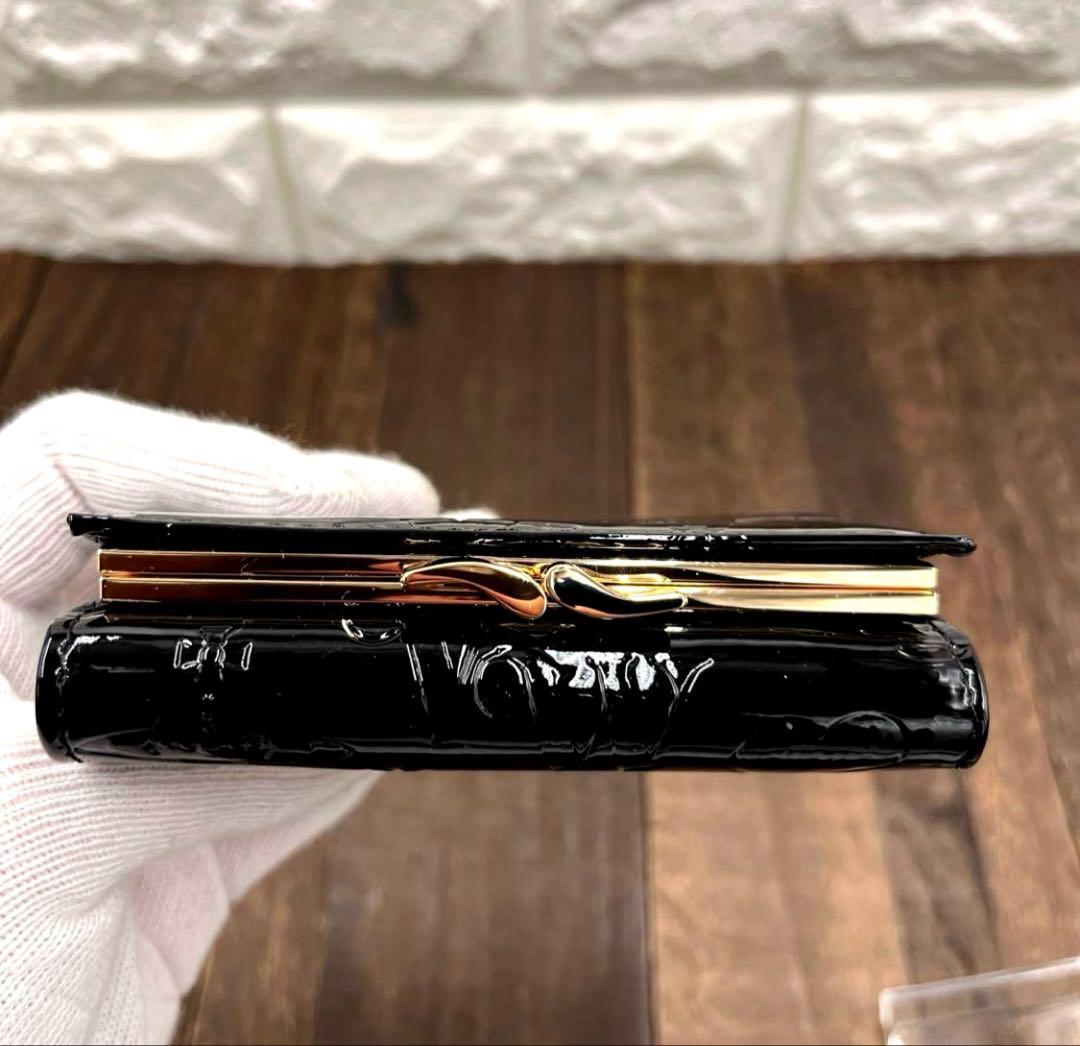 新品未使用　ヴィヴィアンウエストウッド 三つ折財布　黒　エナメル　がま口　②