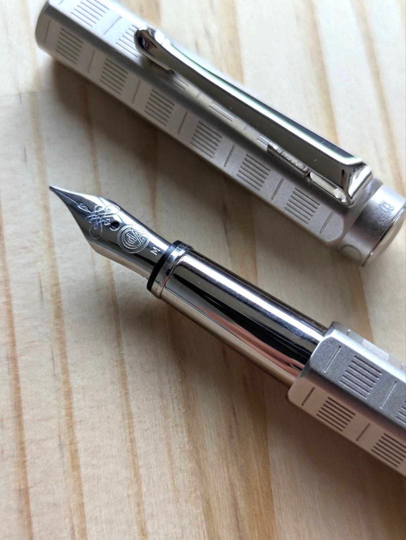 カランダッシュ　エクリドール