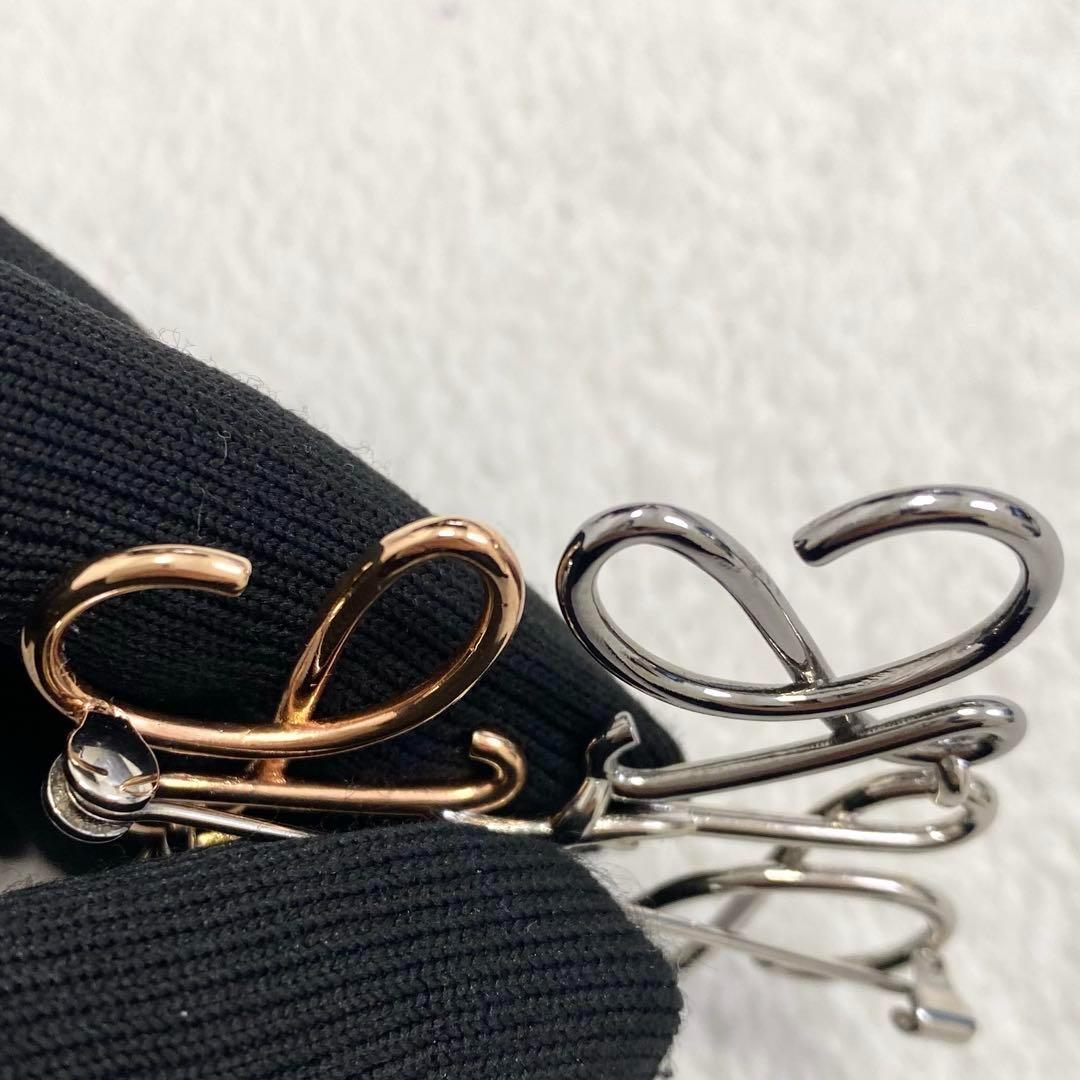 【極美品】ロエベ アナグラム ブローチ マルチカラー シルバー ゴールド