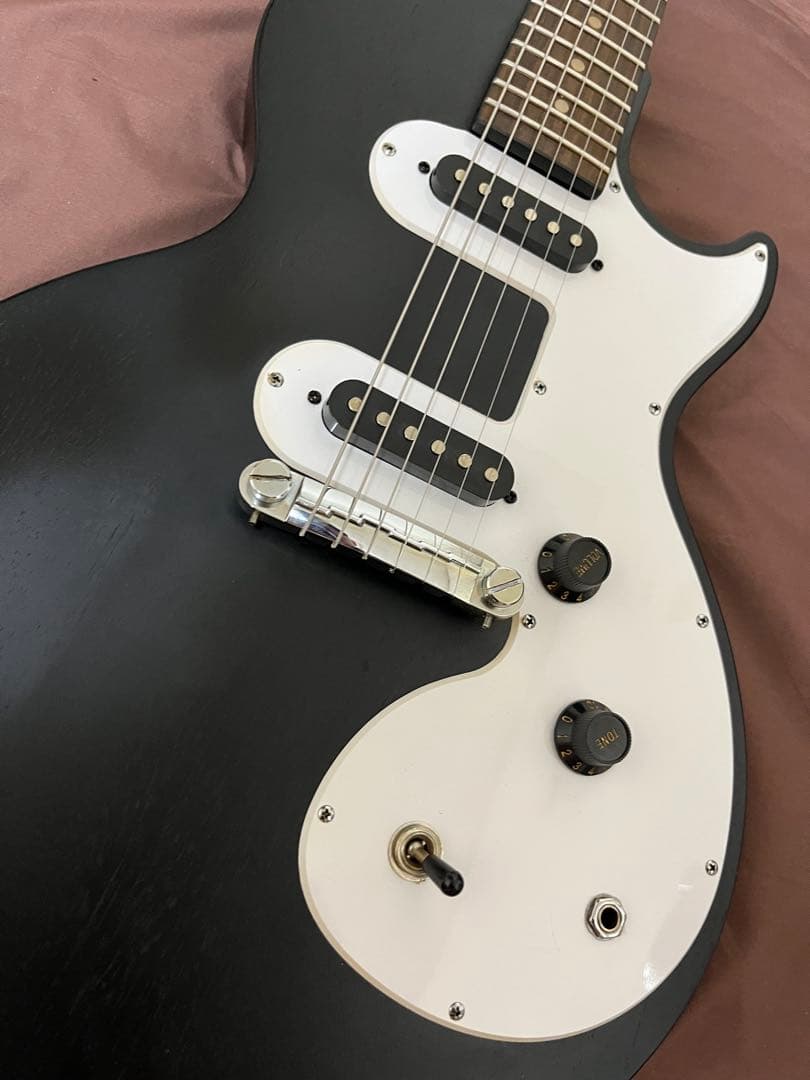 【調整済】epiphone melody maker レスポール　エレキギター