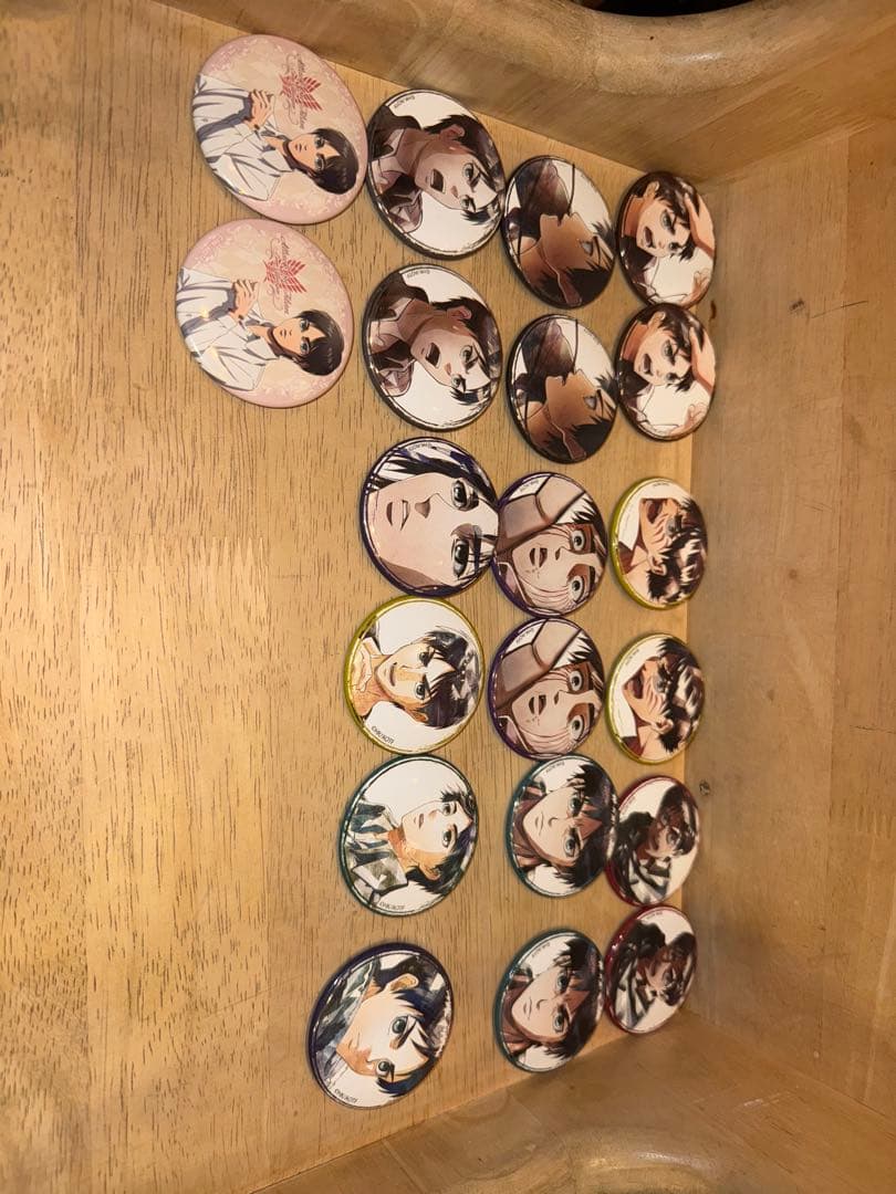 進撃の巨人エレン・イェーガー缶バッチ20個